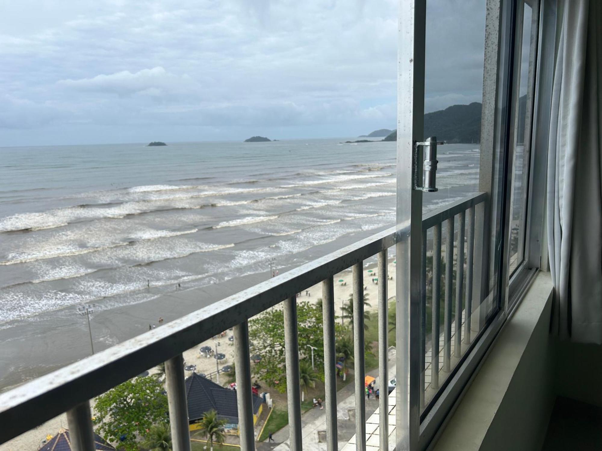Apto Em Frente Ao Mar Predio Redondo Linda Vista Peruíbe Exterior foto